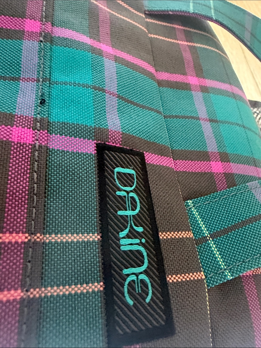 Dakine Teal and Purple Plaid Toiletry Bag - Picture 2 of 4